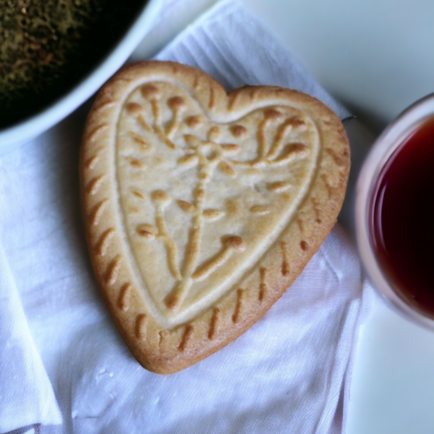Small cooked marzipan hearts - 135 gr (3x45gr)